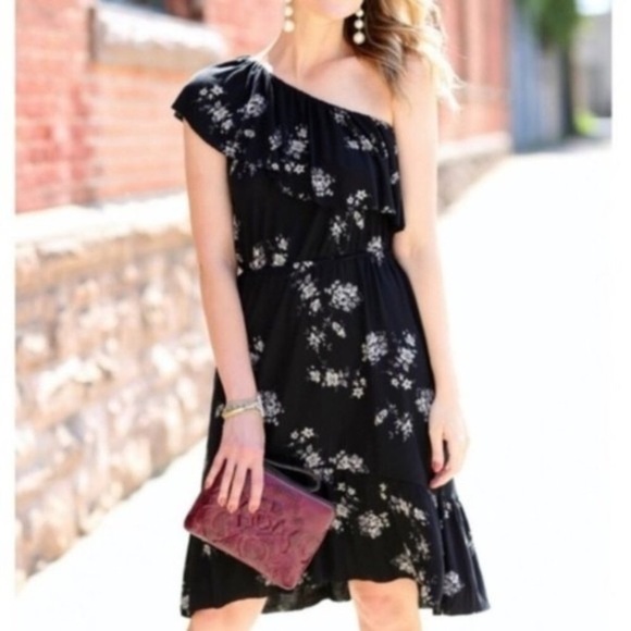 Lucky Brand Dresses & Skirts - LUCKY BRAND ONE SHOULDER DRESS